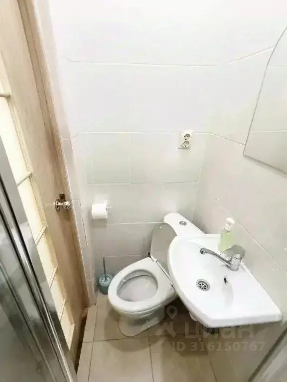 1-к кв. Нижегородская область, Нижний Новгород ул. Максима Горького, ... - Фото 2