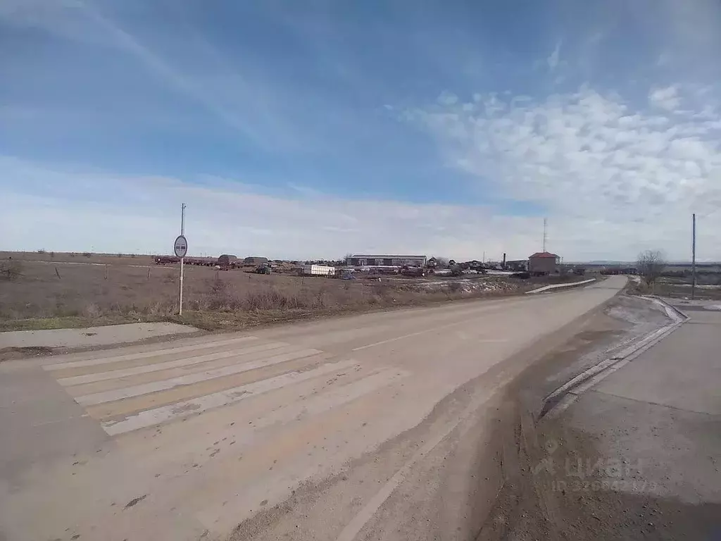 Участок в Крым, Симферопольский район, Перовское с/пос, с. Ключи ул. ... - Фото 1