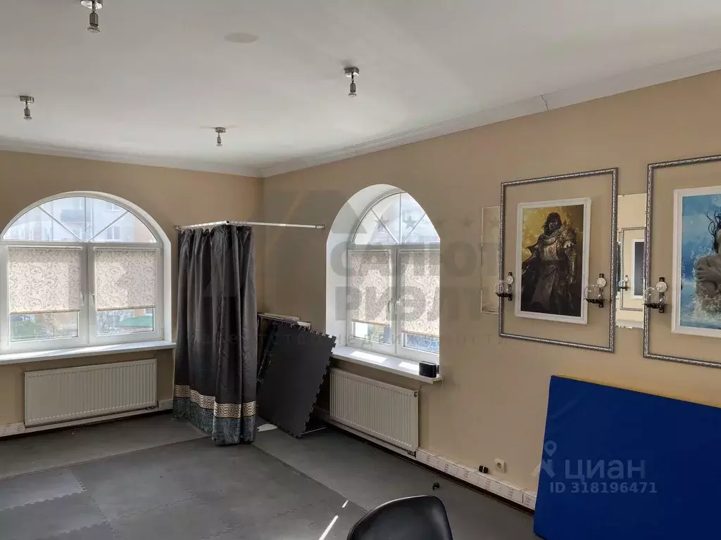 Офис в Калининградская область, Калининград ул. Толбухина, 29 (238 м) - Фото 1