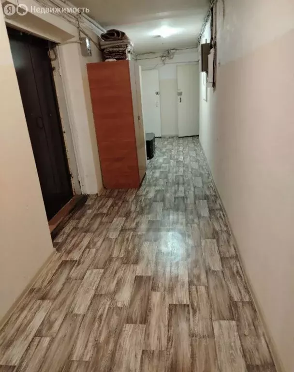 1к в 9-комнатной квартире (13 м) - Фото 1