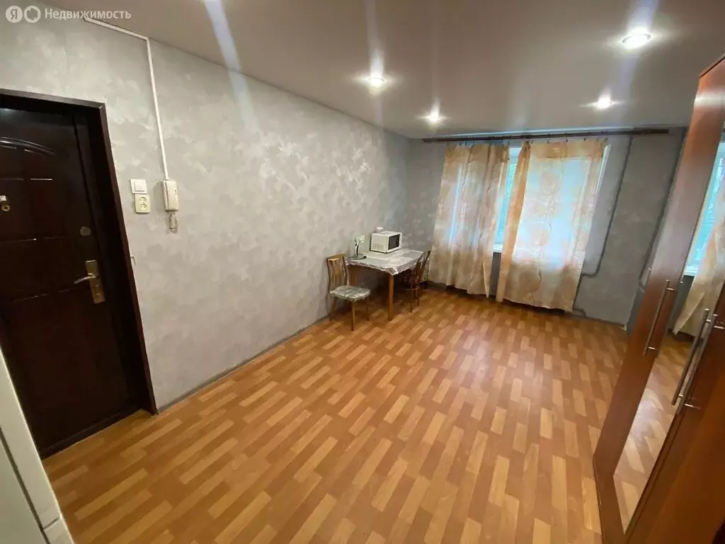 1к в 4-комнатной квартире (17.5 м) - Фото 0
