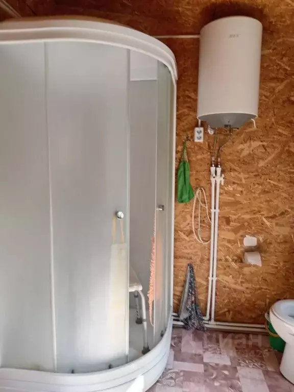 Дом в Ульяновская область, Николаевский район, Канадейское с/пос, с. ... - Фото 1