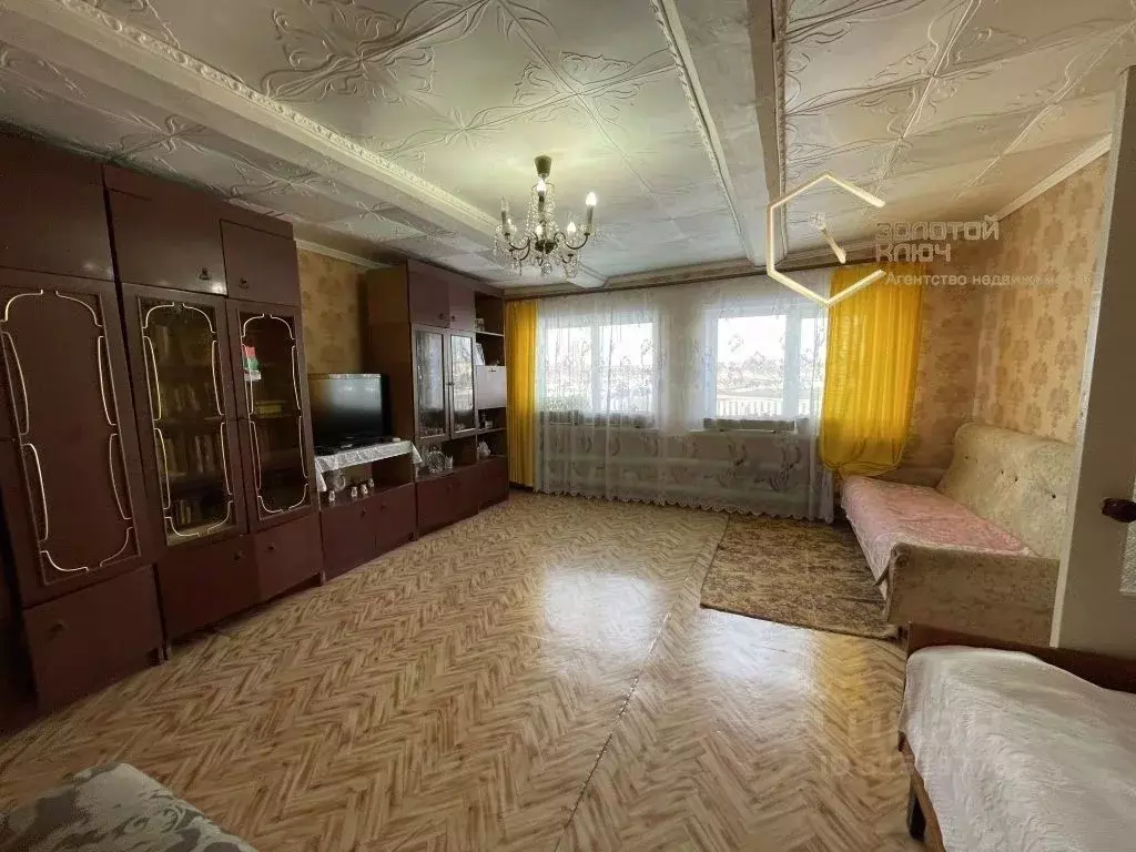 Дом в Ульяновская область, Старомайнский район, Кандалинское с/пос, с. ... - Фото 1