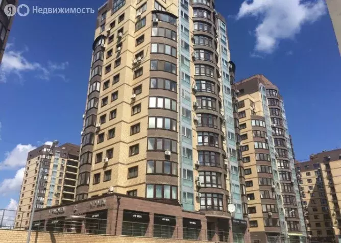 3-комнатная квартира: Тюмень, улица Максима Горького, 68 (71.6 м) - Фото 1
