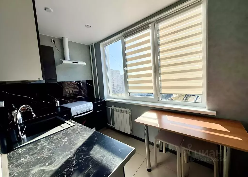 2-к кв. Ленинградская область, Кингисепп 1-я линия, 8 (48.0 м) - Фото 2