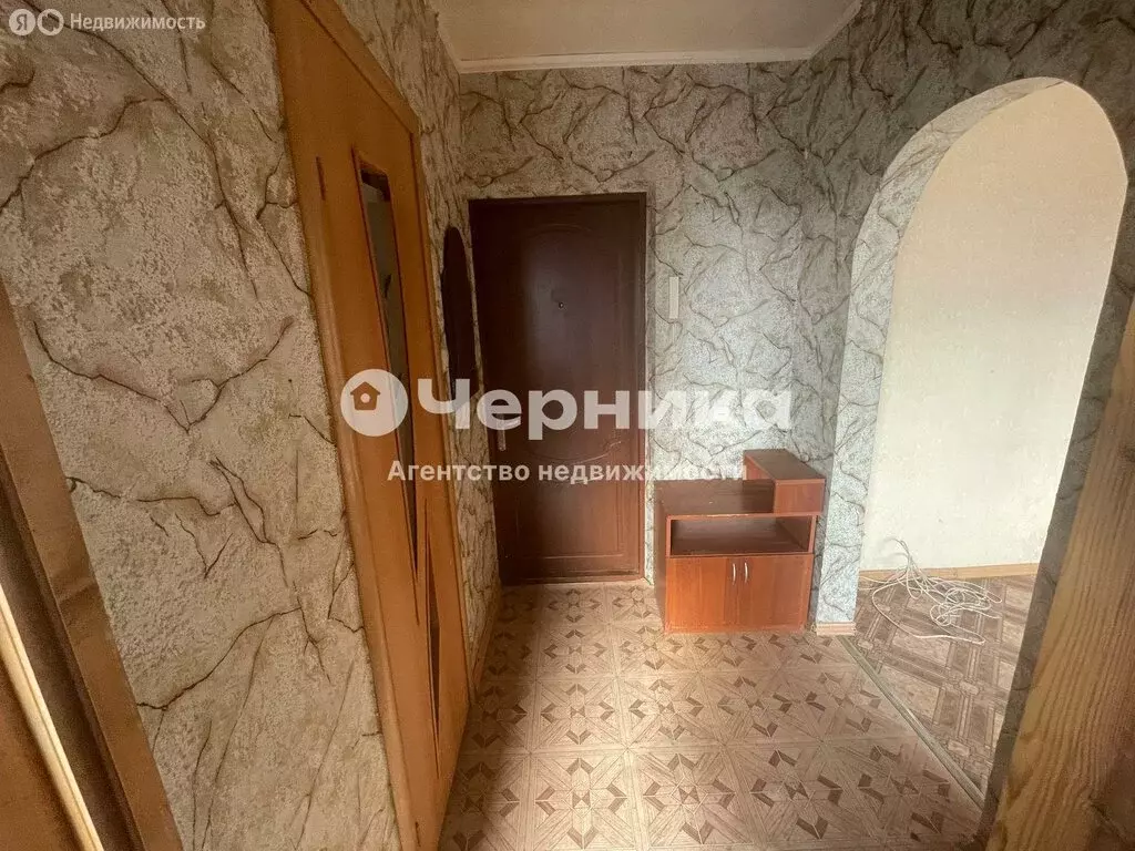1-комнатная квартира: Каменск-Шахтинский, улица Ворошилова, 139А (31 ... - Фото 0