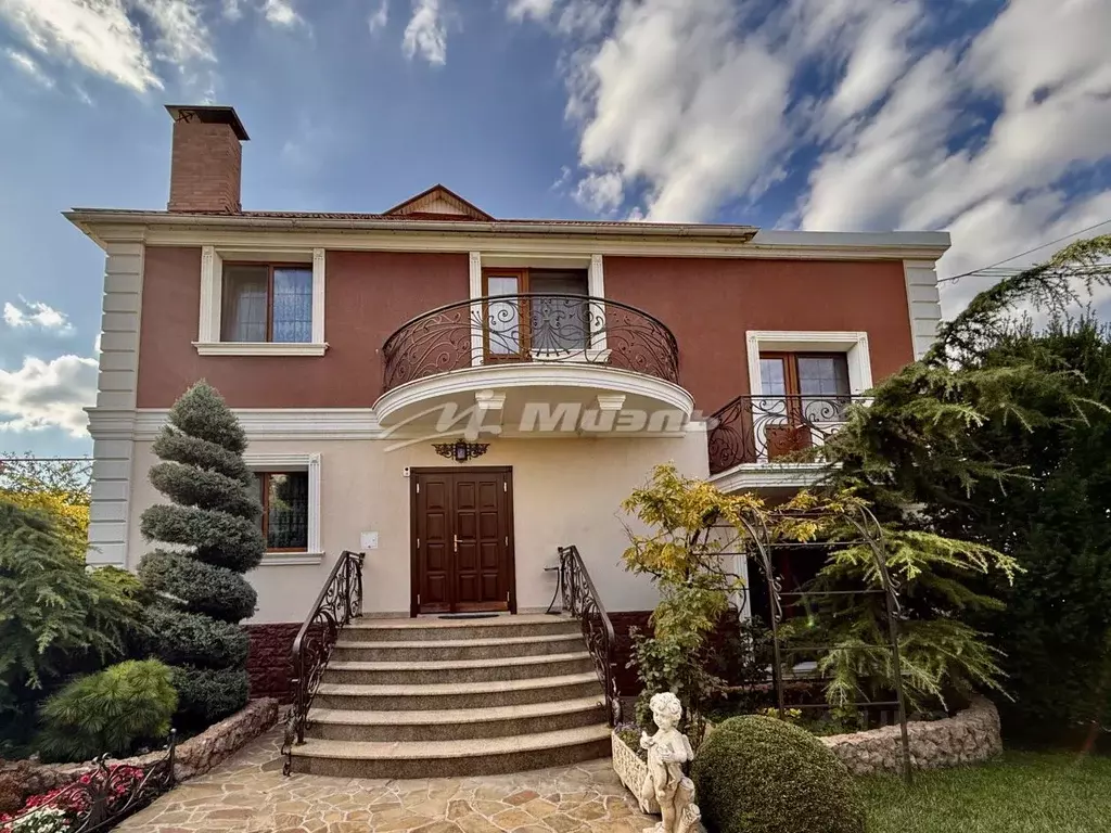 Дом в Крым, Симферополь Белое кв-л,  (405 м) - Фото 1