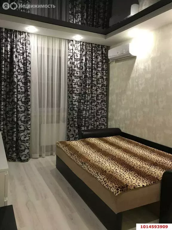 1-комнатная квартира: Краснодар, улица им. Героя Сарабеева В.И., 5 ... - Фото 1