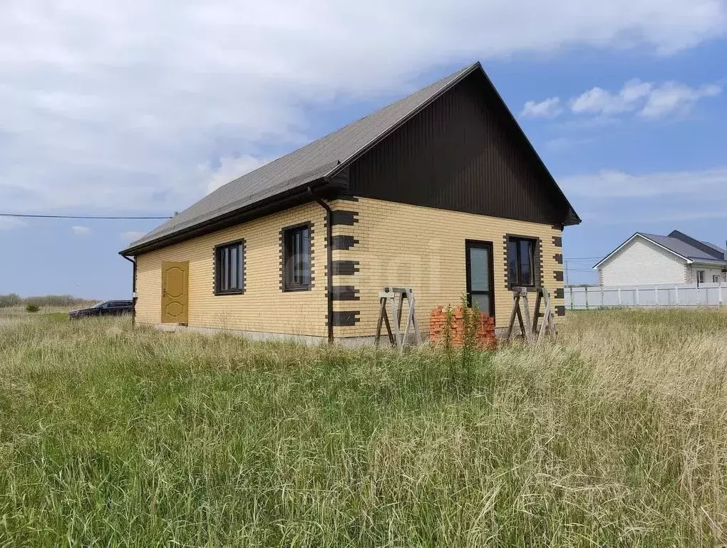 Дом в Краснодарский край, Калининская ст-ца ул. Заречная, 66 (109 м) - Фото 2