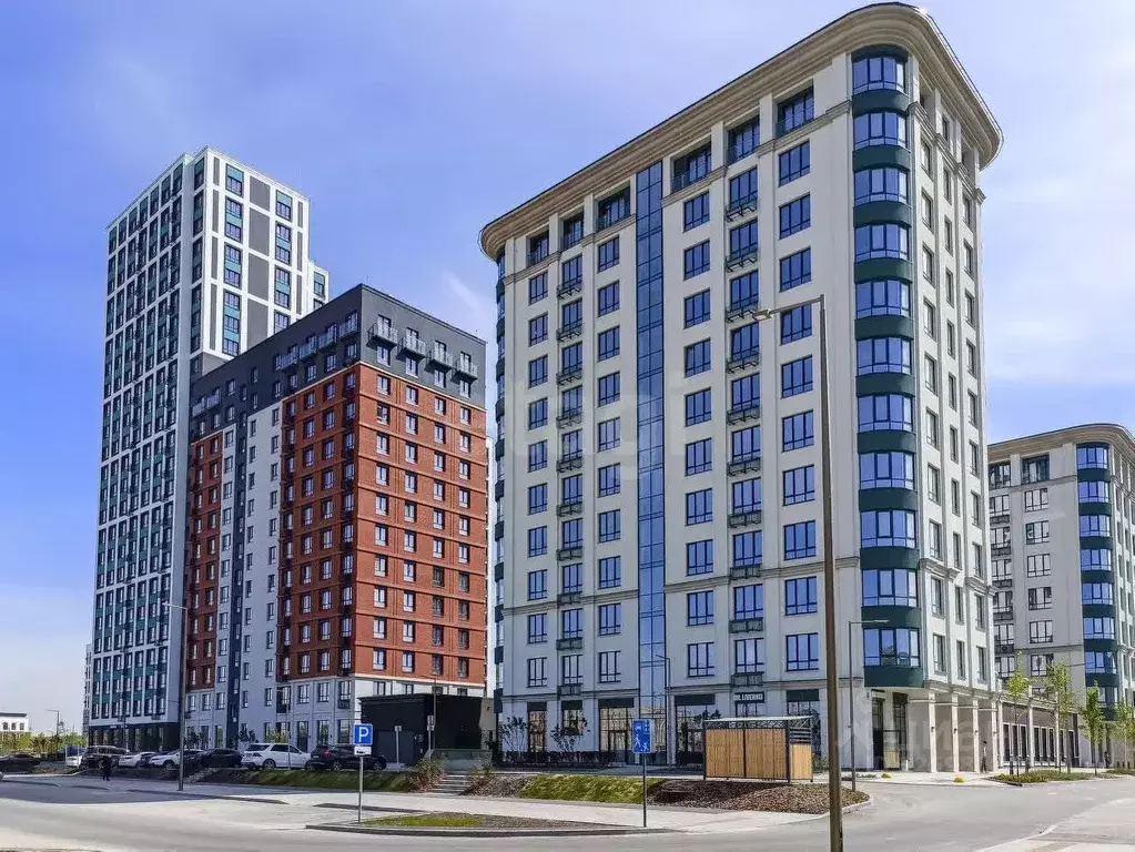 1-к кв. Тюменская область, Тюмень ул. Пожарных и Спасателей, 1 (37.9 ... - Фото 1