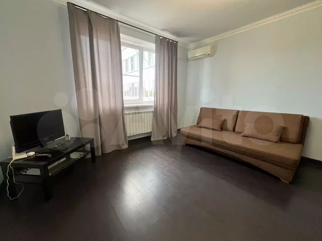 1-к. квартира, 45 м, 2/5 эт. - Фото 0
