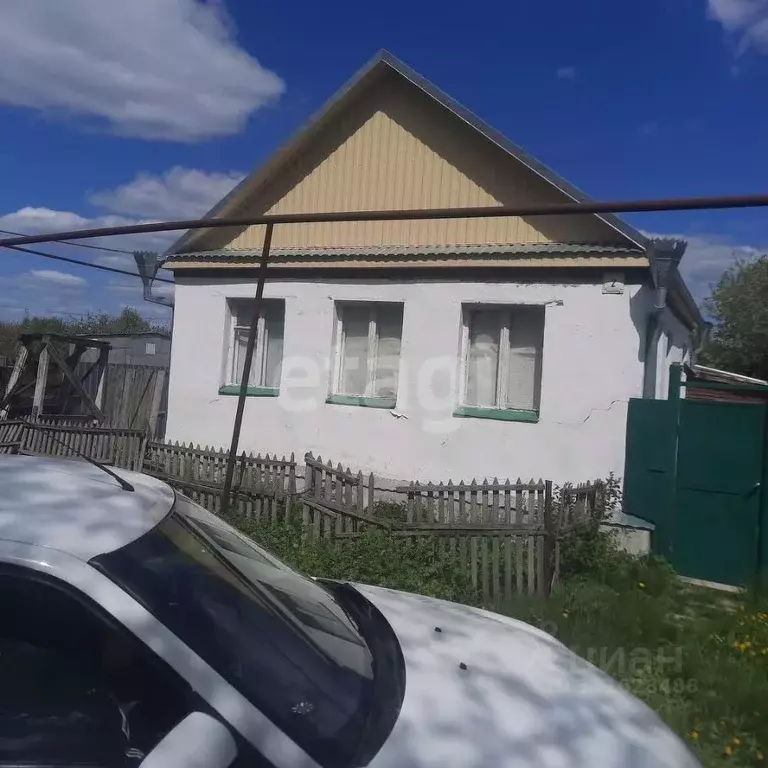 Дом в Саратовская область, Калининск Комсомольская ул., 2 (78 м) - Фото 1