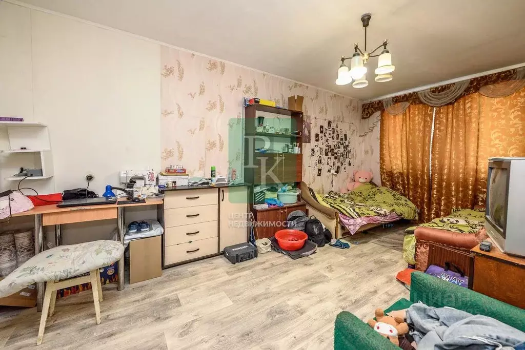 2-к кв. Севастополь, Севастополь, Инкерман г. ул. Менжинского, 27 ... - Фото 0