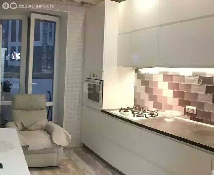 1-комнатная квартира: Калининград, улица Генерала Челнокова, 58 (37.6 ... - Фото 1