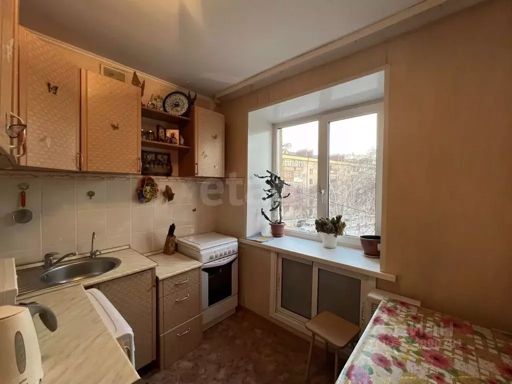 2-к кв. Тюменская область, Тюмень ул. Республики, 213 (42.0 м) - Фото 2