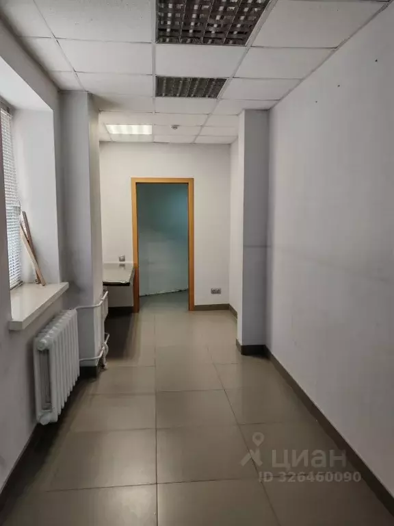 Офис в Новосибирская область, Новосибирск Военная ул., 9 (17 м) - Фото 1