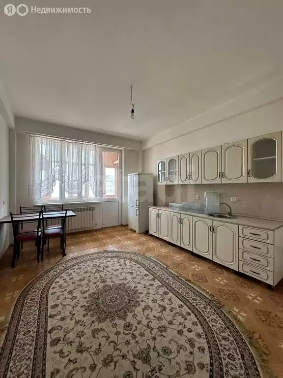 2-комнатная квартира: Махачкала, улица Хаджи Булача, 26А (80 м) - Фото 2