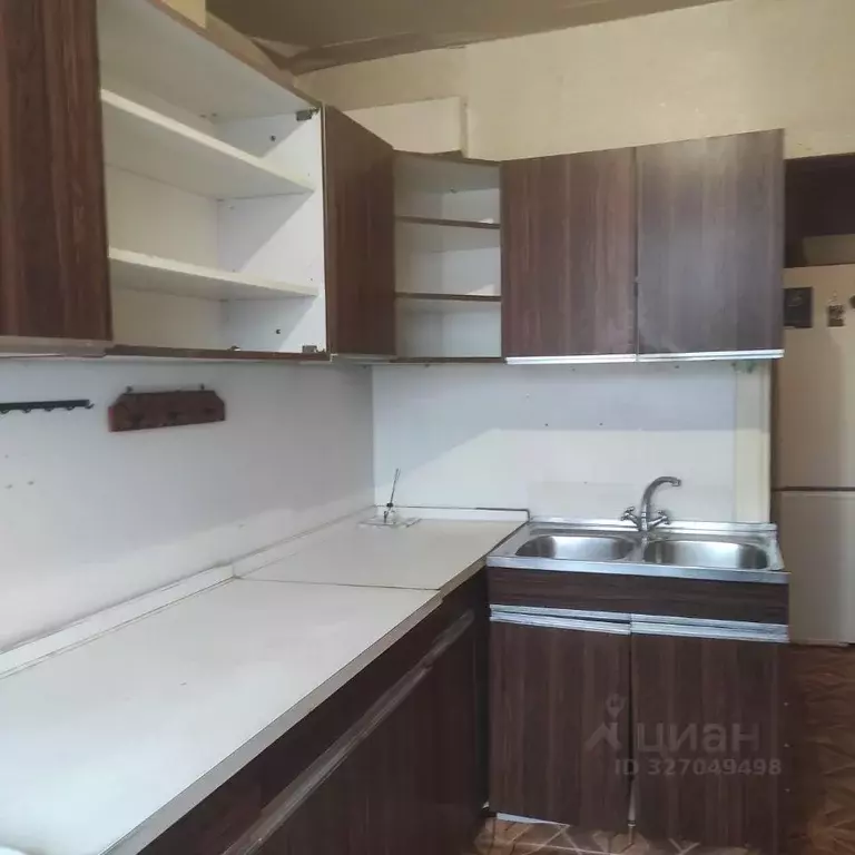 3-к кв. Самарская область, Самара Владимирская ул., 34 (55.5 м) - Фото 0