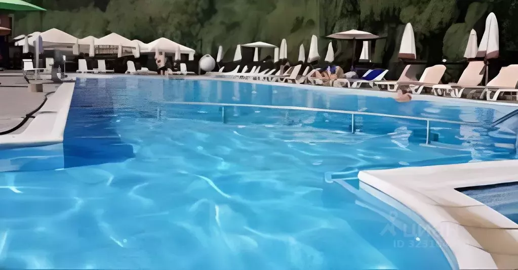 Помещение свободного назначения в Краснодарский край, Геленджик ул. ... - Фото 1