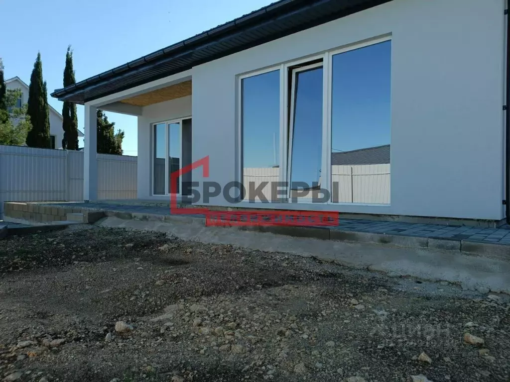 Дом в Севастополь Балаклавский муниципальный округ, Автомобилист ... - Фото 1