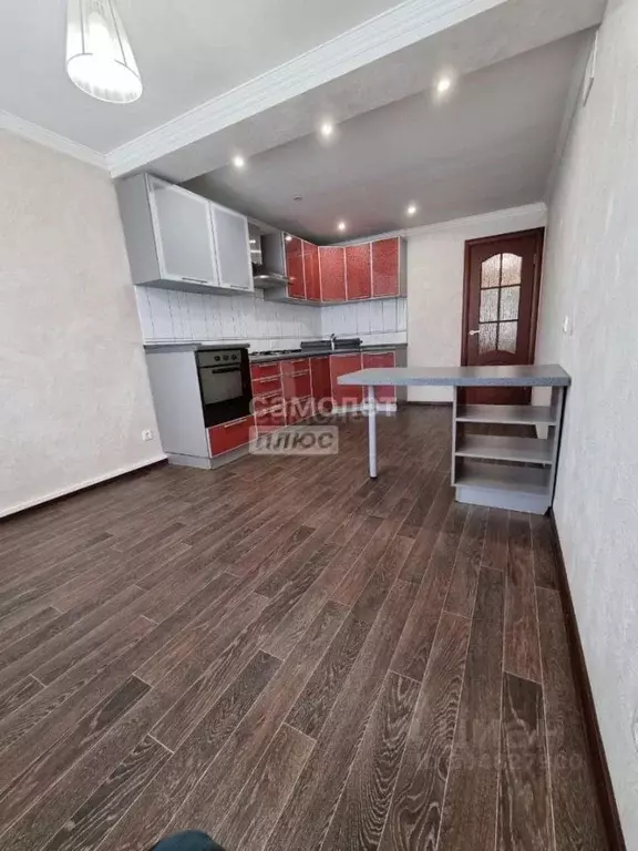 1-к кв. Удмуртия, Ижевск ул. Коммунаров, 349 (52.3 м) - Фото 0