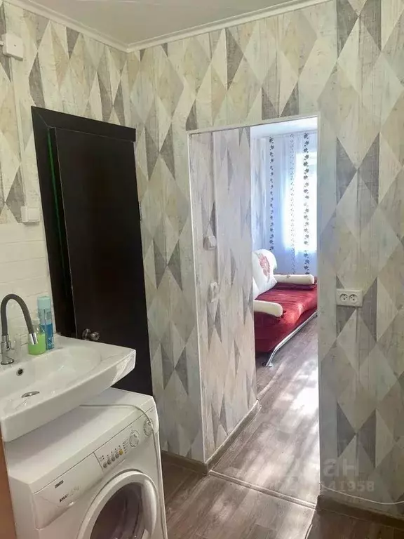 Студия Красноярский край, Красноярск Зеленая Роща мкр, ул. ... - Фото 1