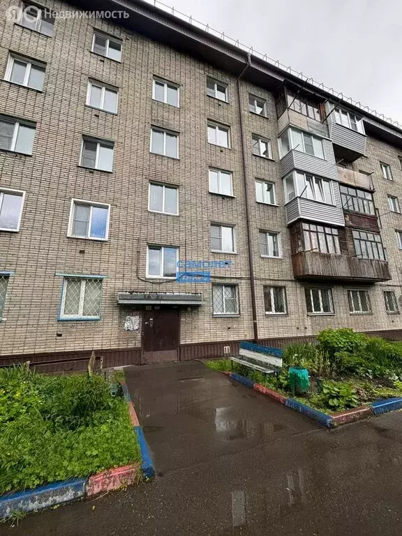 1-комнатная квартира: Бийск, улица Революции, 99 (31.2 м) - Фото 0