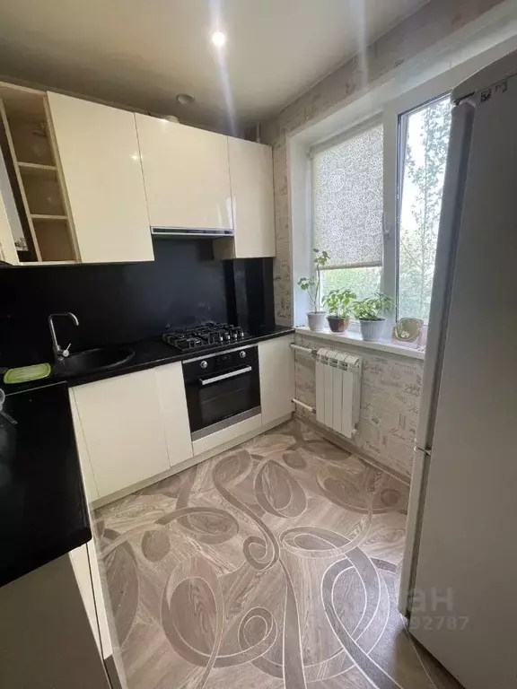 3-к кв. Самарская область, Самара ул. Антонова-Овсеенко, 91 (60.0 м) - Фото 1