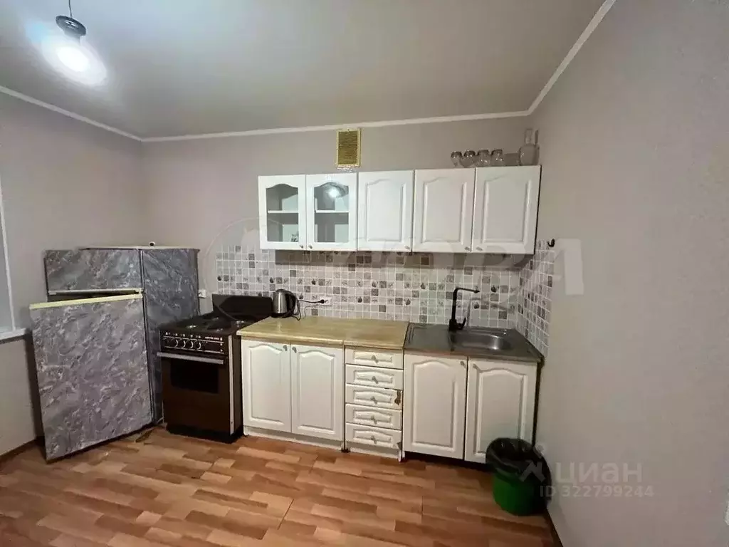1-к кв. Тюменская область, Тюмень ул. Боровская, 33 (37.0 м) - Фото 0