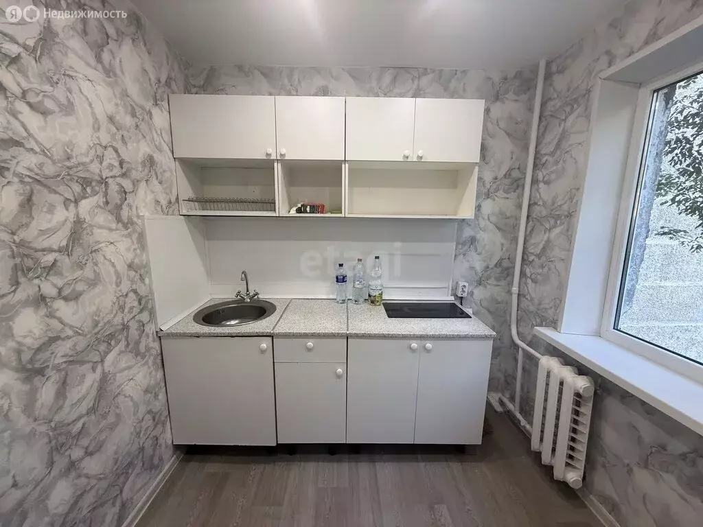 1-комнатная квартира: Тюмень, улица Коммунаров, 39 (29.1 м) - Фото 2