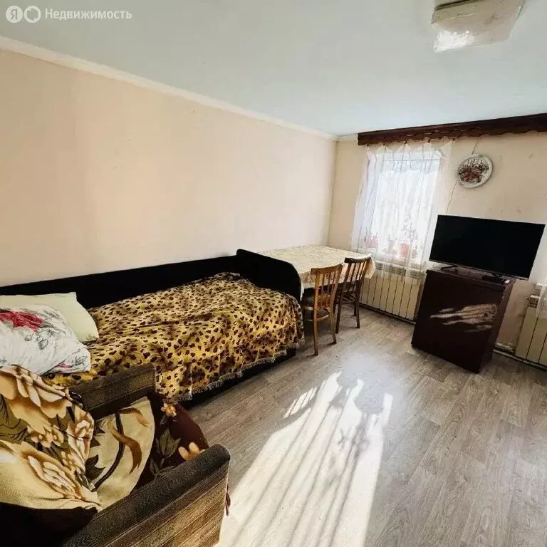 Дом в село Кочубеевское, Крестьянская улица (60 м) - Фото 1