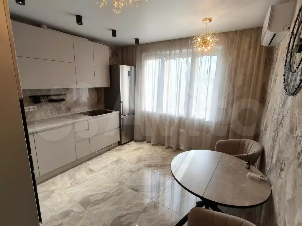 2-к. квартира, 60 м, 17/17 эт. - Фото 0