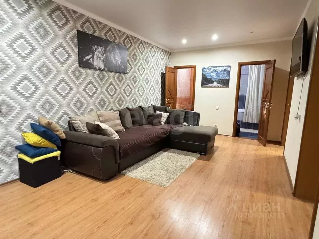 3-к кв. Белгородская область, Белгород ул. Горького, 52б (79.3 м) - Фото 1