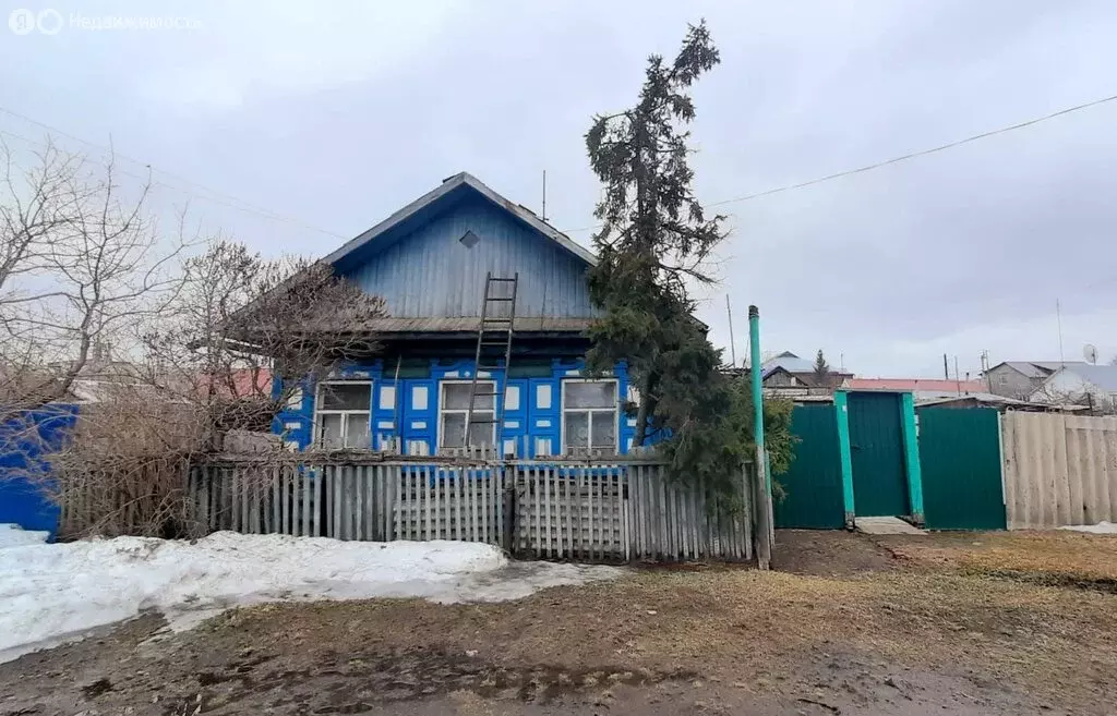 Дом в Калачинск, улица Кирова, 59 (50.4 м) - Фото 0