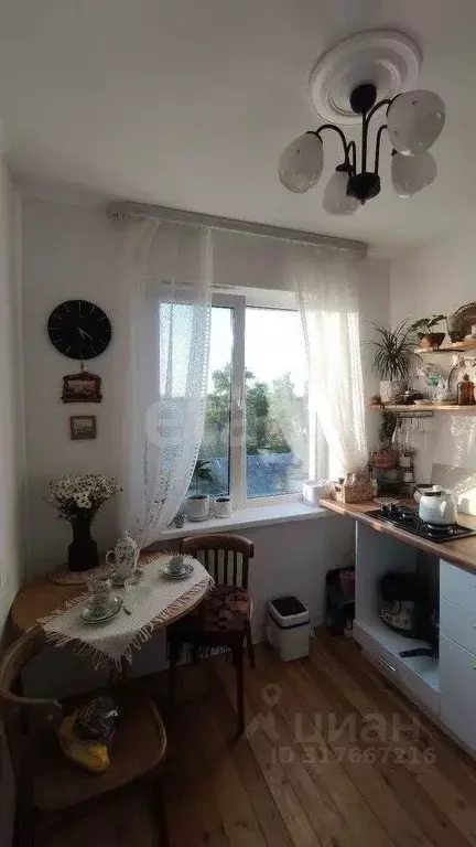 1-к кв. Коми, Сыктывкар городской округ, Краснозатонский пгт пер. ... - Фото 1