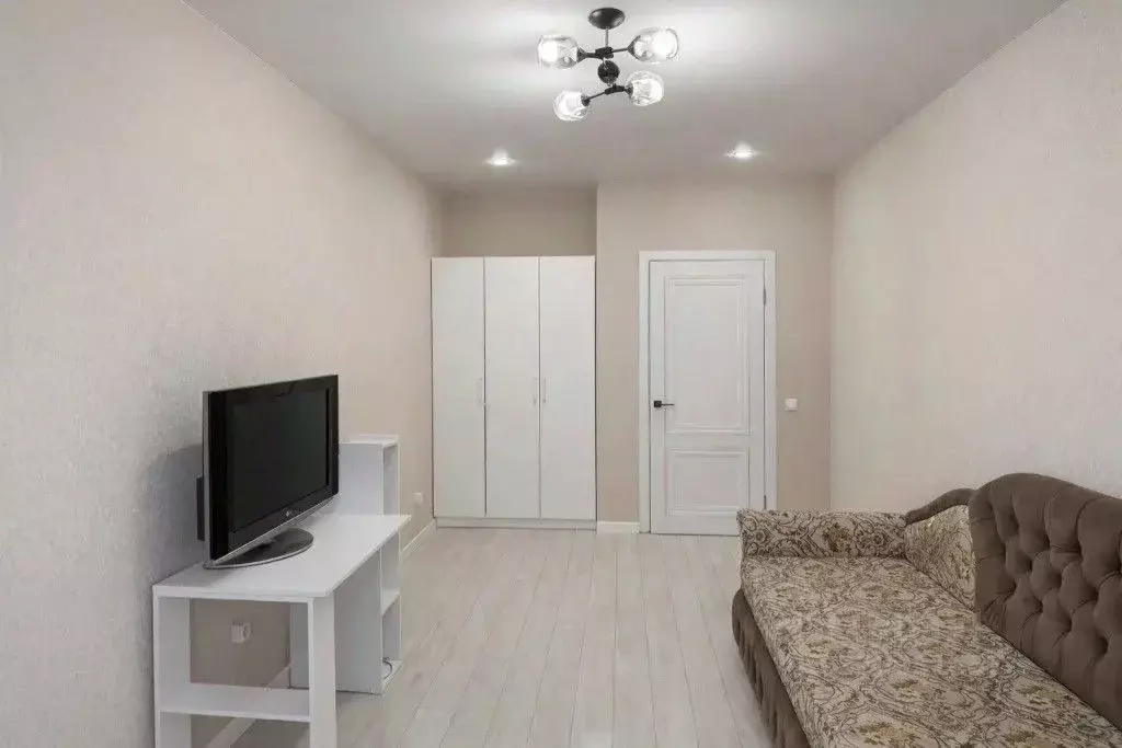 1-к кв. Башкортостан, Уфа бул. Давлеткильдеева, 5 (33.0 м) - Фото 1