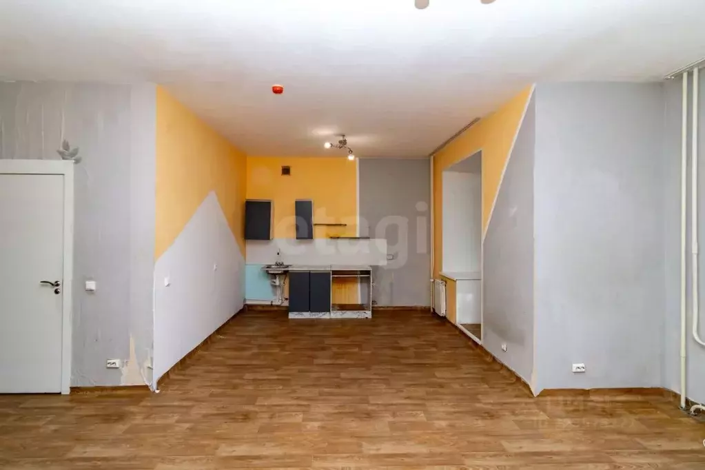 1-к кв. Красноярский край, Красноярск Линейная ул., 122 (37.7 м) - Фото 1