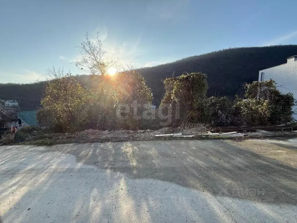 Участок в Краснодарский край, Новороссийск городской округ, с. ... - Фото 1