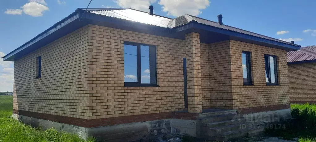 Коттедж в Башкортостан, Уфимский район, Русско-Юрмашский сельсовет, д. ... - Фото 1