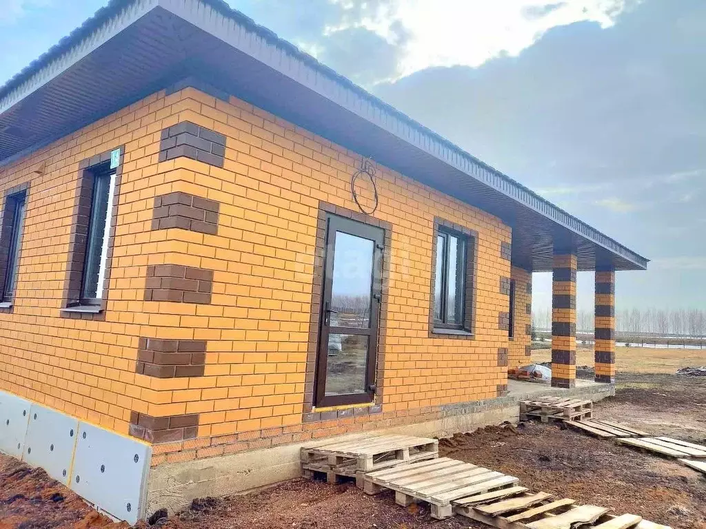 Дом в Башкортостан, Аургазинский район, Меселинский сельсовет, с. ... - Фото 1