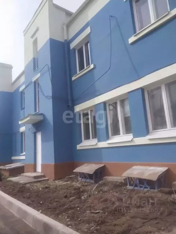 4-к кв. Псковская область, Печоры Рижская ул., 5 (63.6 м) - Фото 1