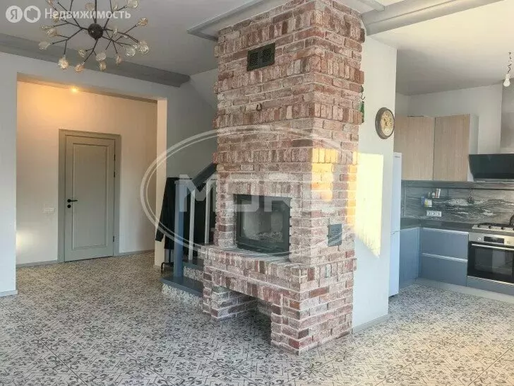 Дом в Калининград, набережная Генерала Карбышева (160 м) - Фото 1