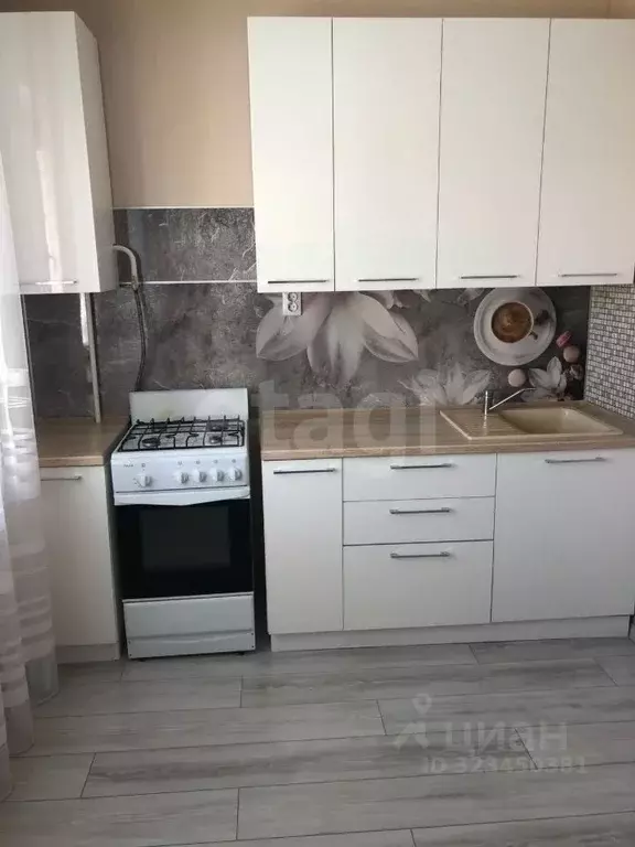 1-к кв. Оренбургская область, Оренбург Салмышская ул., 52 (37.1 м) - Фото 1