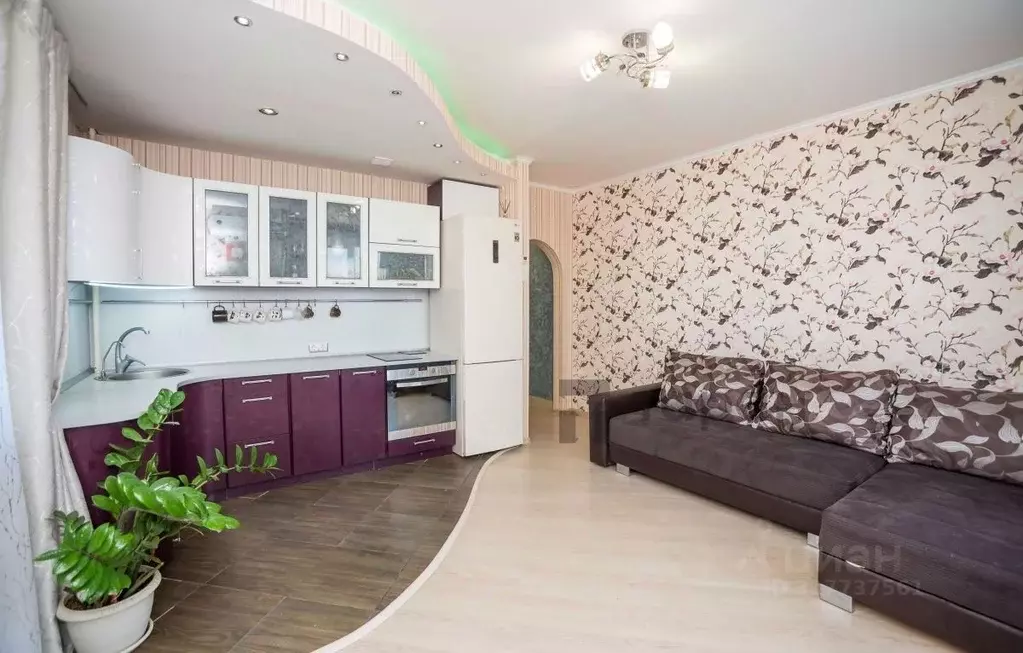 2-к кв. Челябинская область, Челябинск Октябрьская ул., 1 (50.4 м) - Фото 1