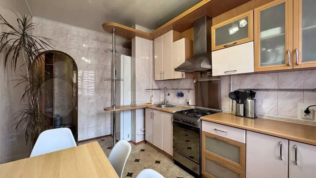 3-к. квартира, 63,1 м, 3/9 эт. - Фото 1