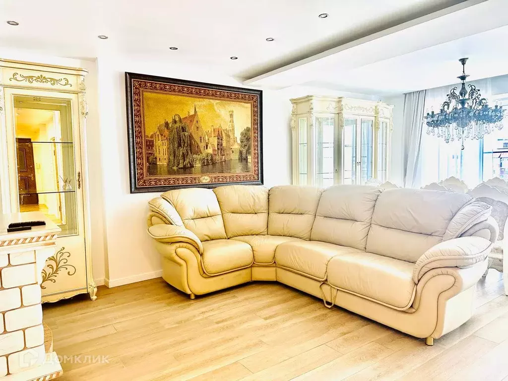 Продаётся 5-к квартира, 180 м - Фото 0