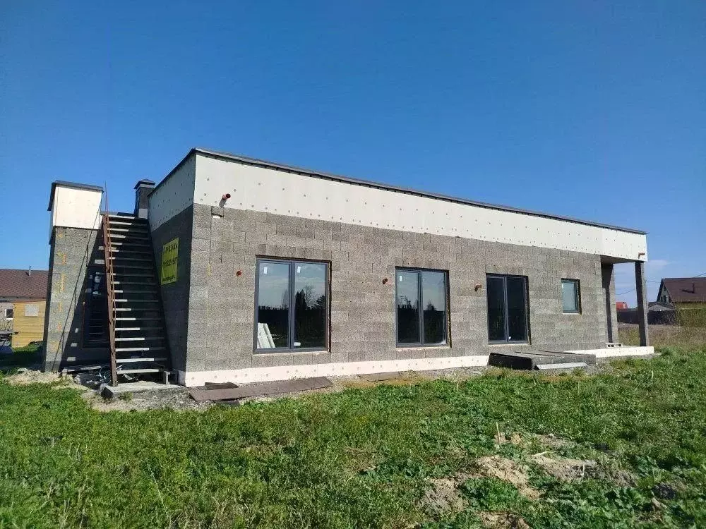 Дом в Ленинградская область, Гатчинский район, Бавария кп  (174 м) - Фото 0