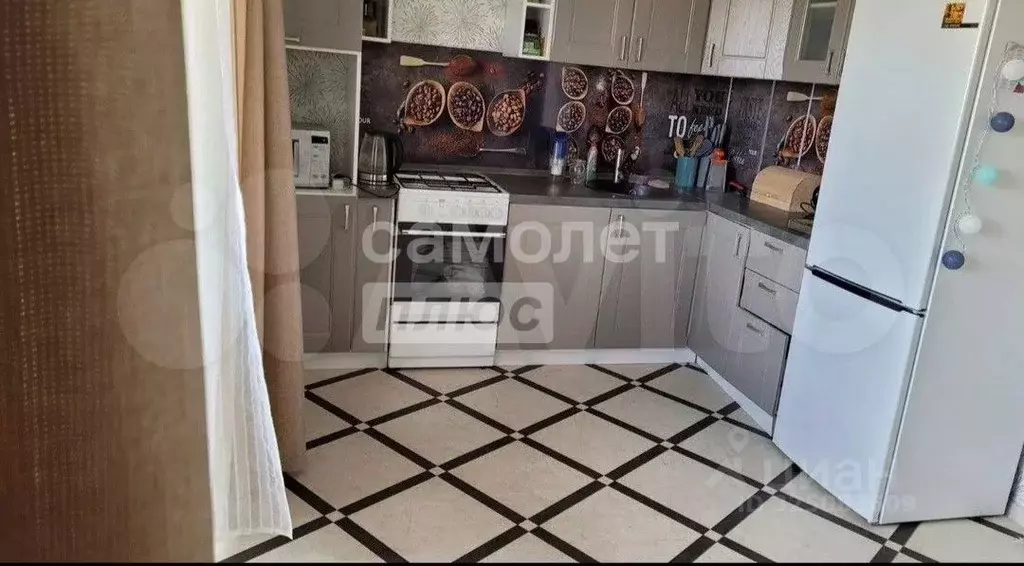 2-к кв. Нижегородская область, Бор ул. Луначарского, 214 (61.5 м) - Фото 1