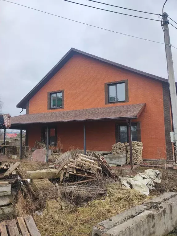 Дом в Псковская область, Псков ул. Ижорского Батальона, 48 (200 м) - Фото 1