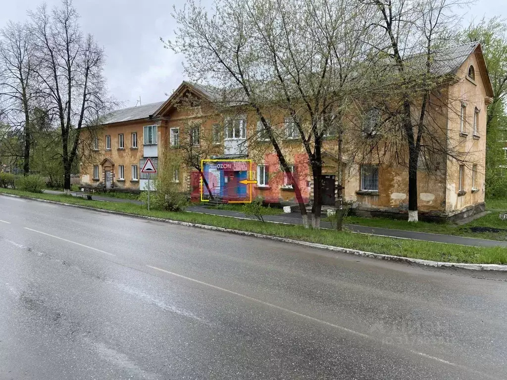 Торговая площадь в Свердловская область, Реж ул. Калинина, 25 (46 м) - Фото 0